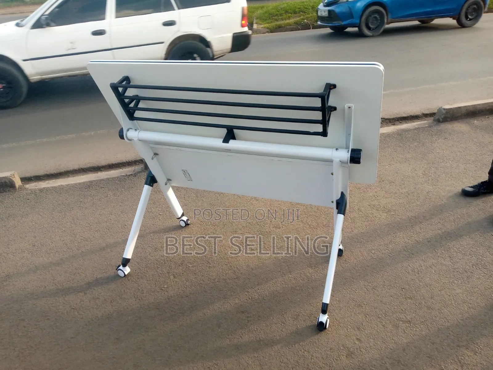 Elegant Folding Table Best in Training Rooms