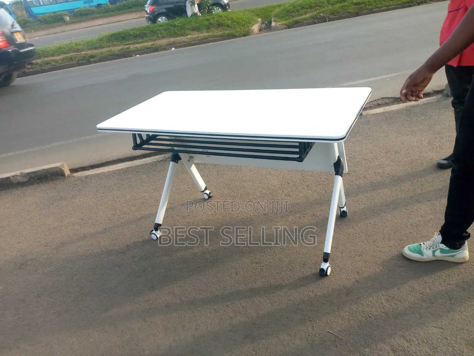 Elegant Folding Table Best in Training Rooms