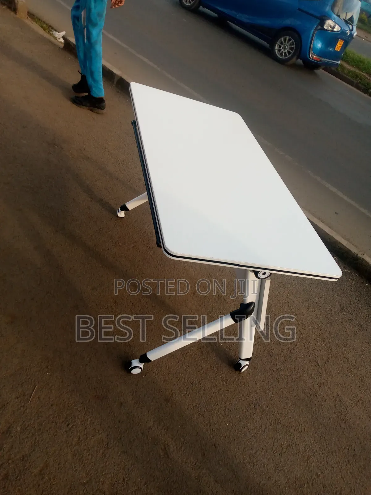 Elegant Folding Table Best in Training Rooms