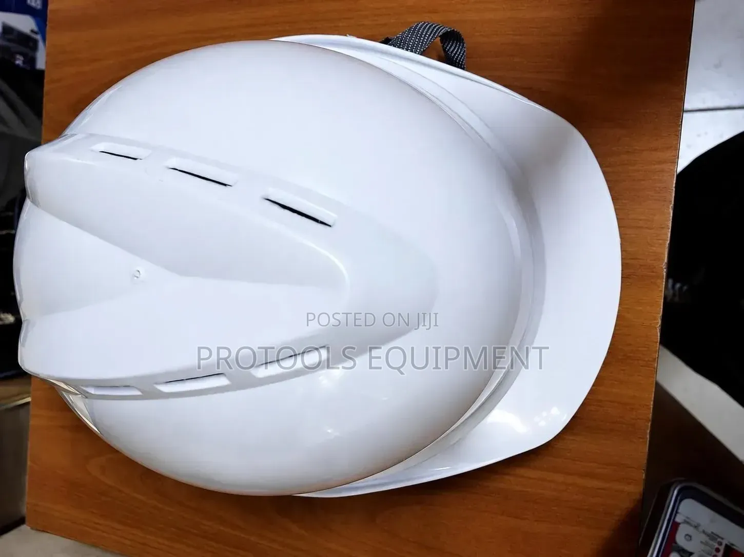 White Knob Helmet