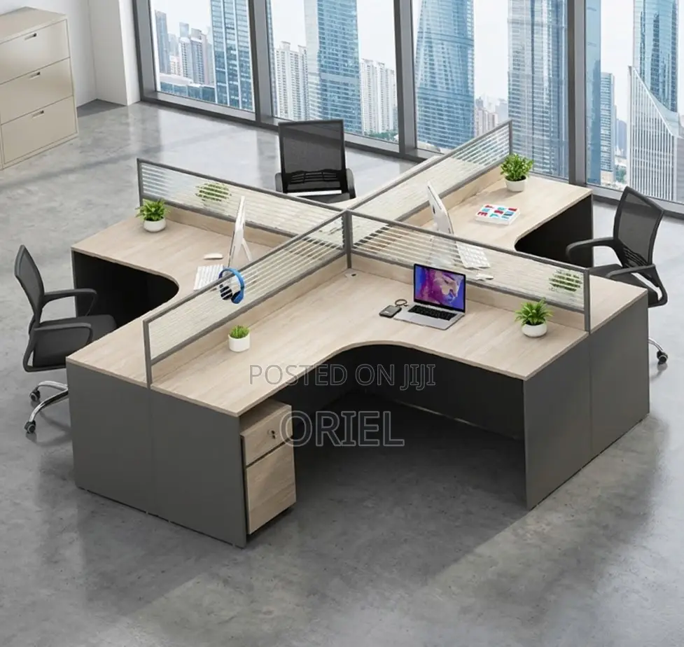 Office Workstation : 4-Person L-Shaped Curved Office Workstation