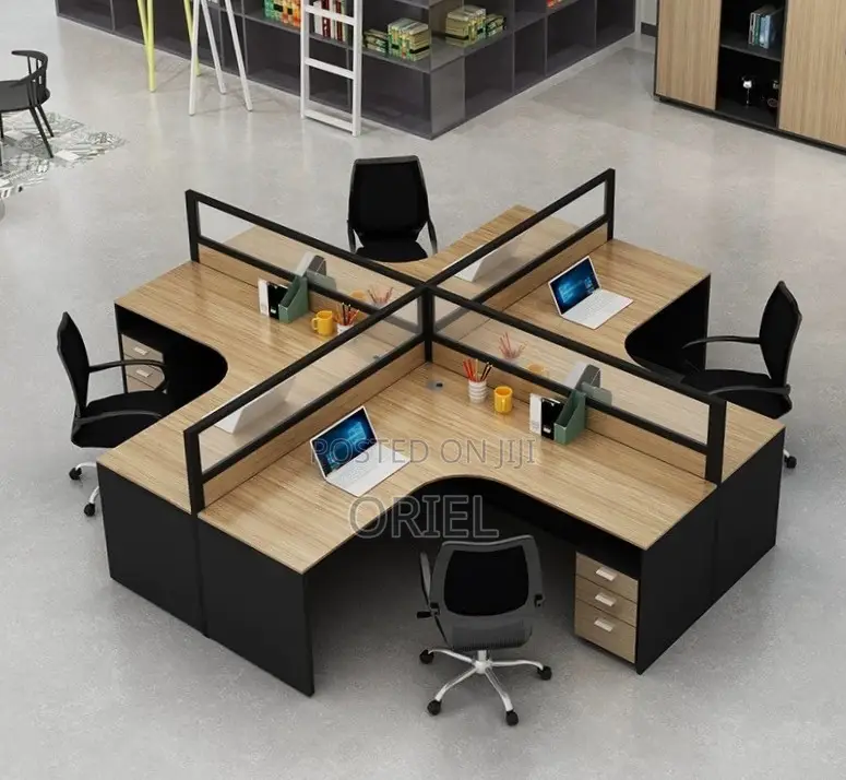 Office Workstation : 4-Person L-Shaped Curved Office Workstation