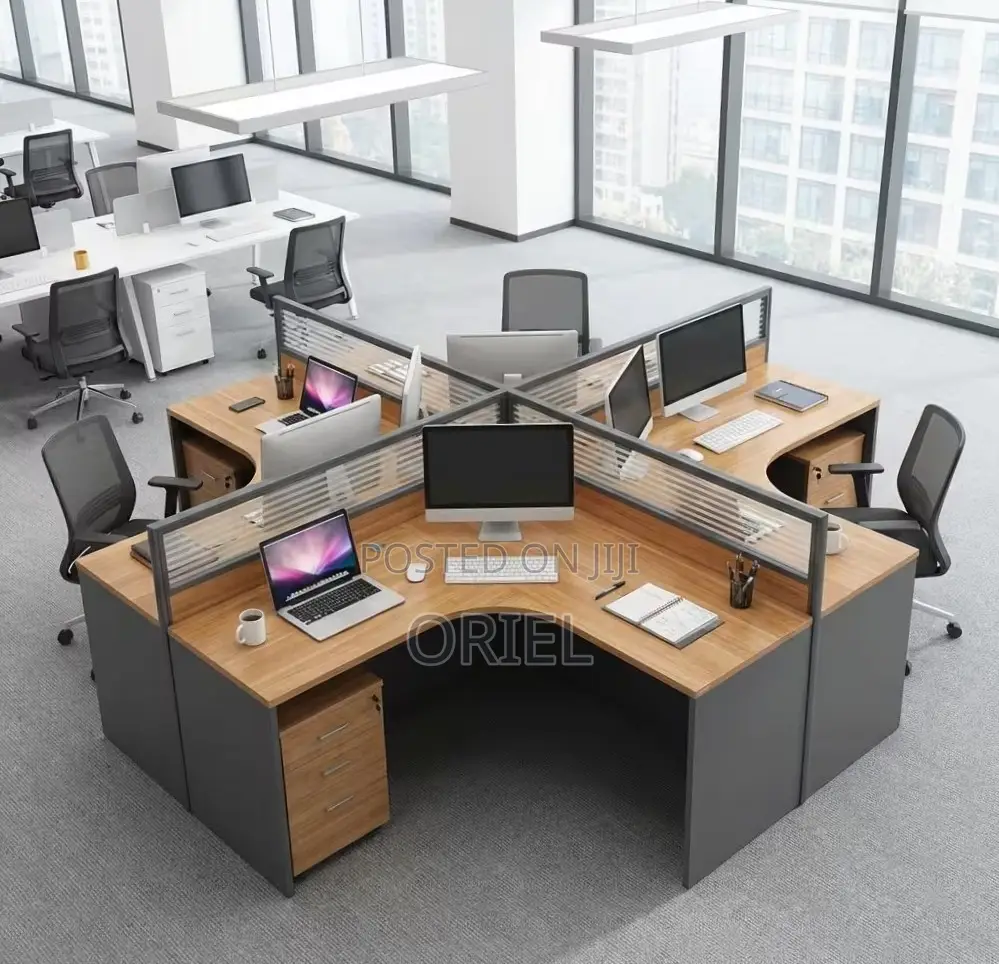 Office Workstation : 4-Person L-Shaped Curved Office Workstation