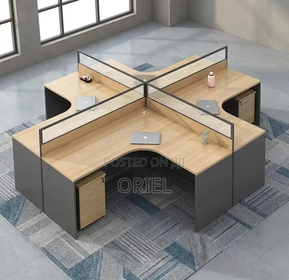 Office Workstation : 4-Person L-Shaped Curved Office Workstation