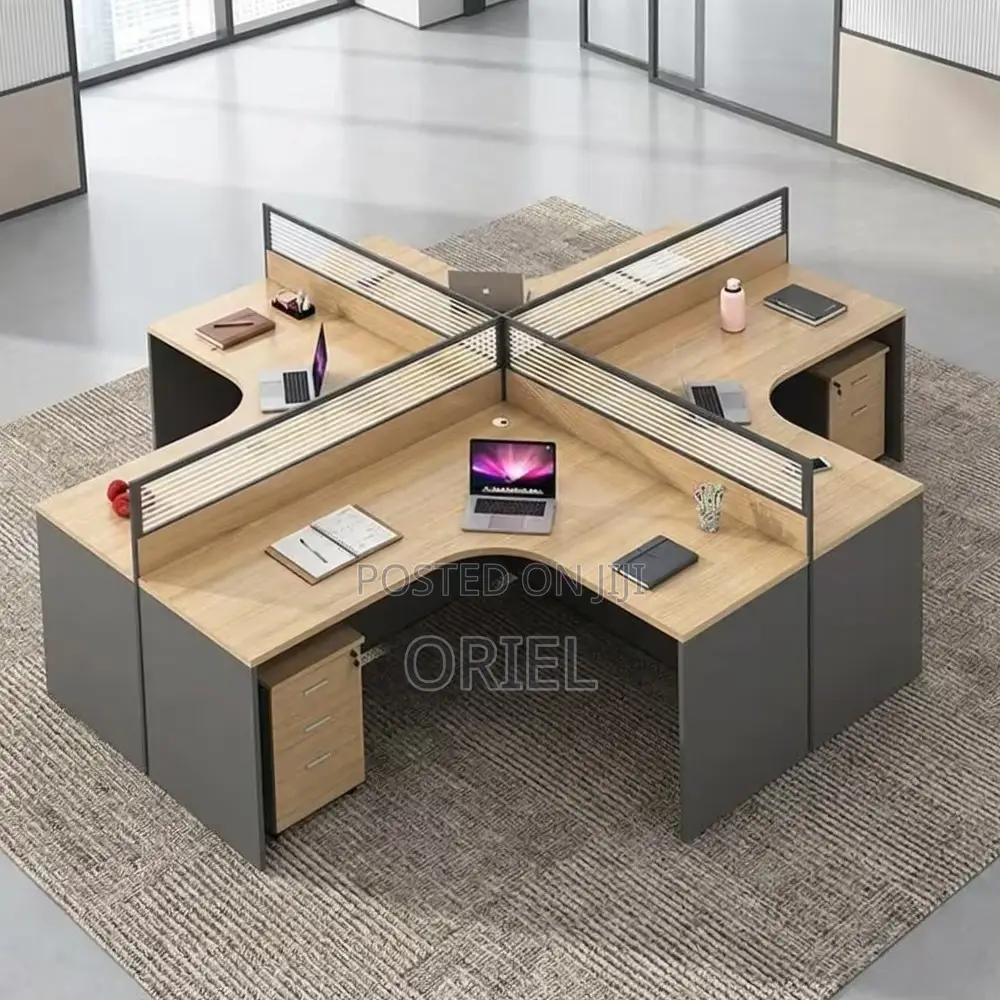 Office Workstation : 4-Person L-Shaped Curved Office Workstation