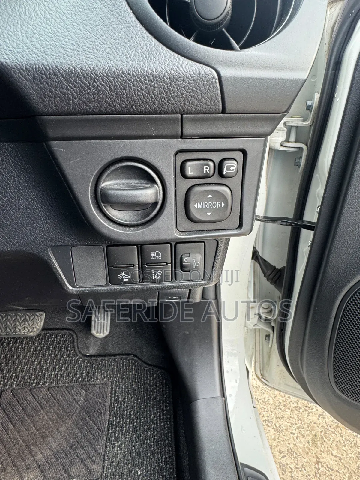 Toyota Corolla Fielder 2019 White