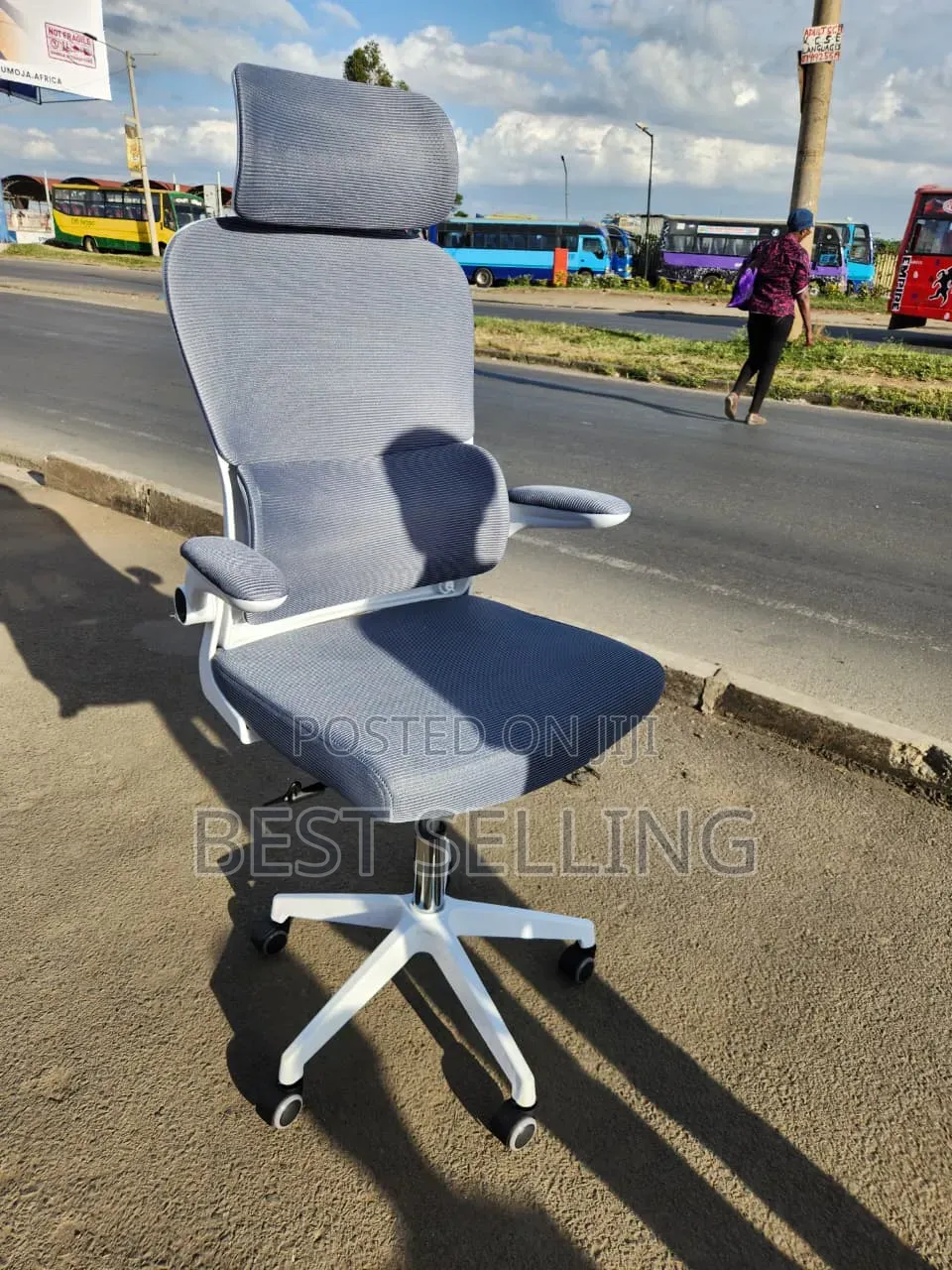 Stylish and Smart Orthopedic Office Chair