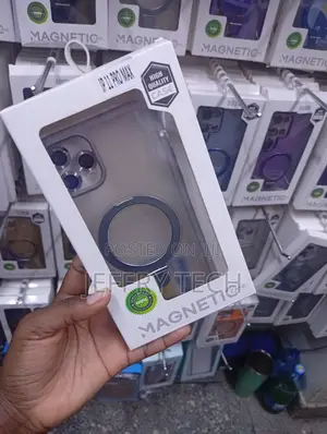 iPhone 11 Pro Max Magnetic Case a Back and an MagSafe-compatible Ring