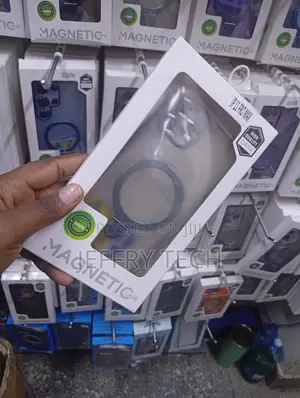 iPhone 11 Pro Max Magnetic Case a Back and an MagSafe-compatible Ring
