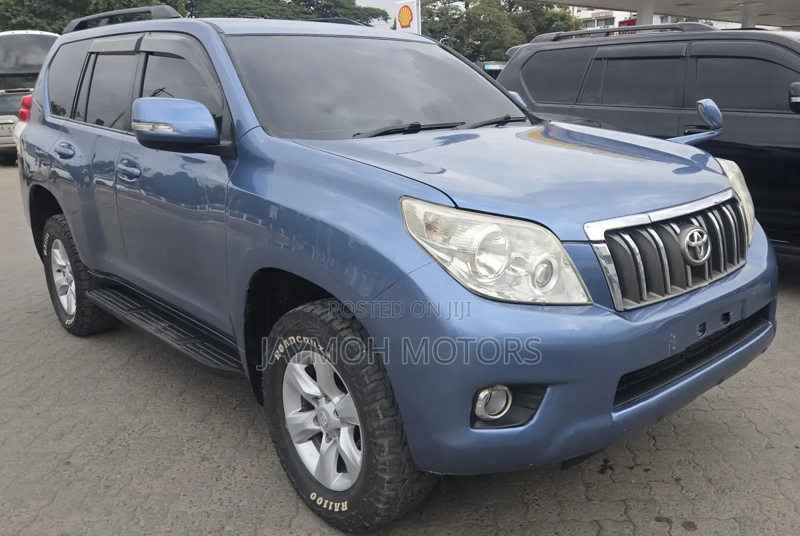 Toyota Land Cruiser Prado 2010 Blue