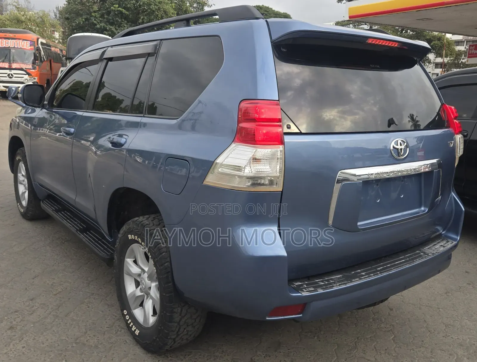 Toyota Land Cruiser Prado 2010 Blue