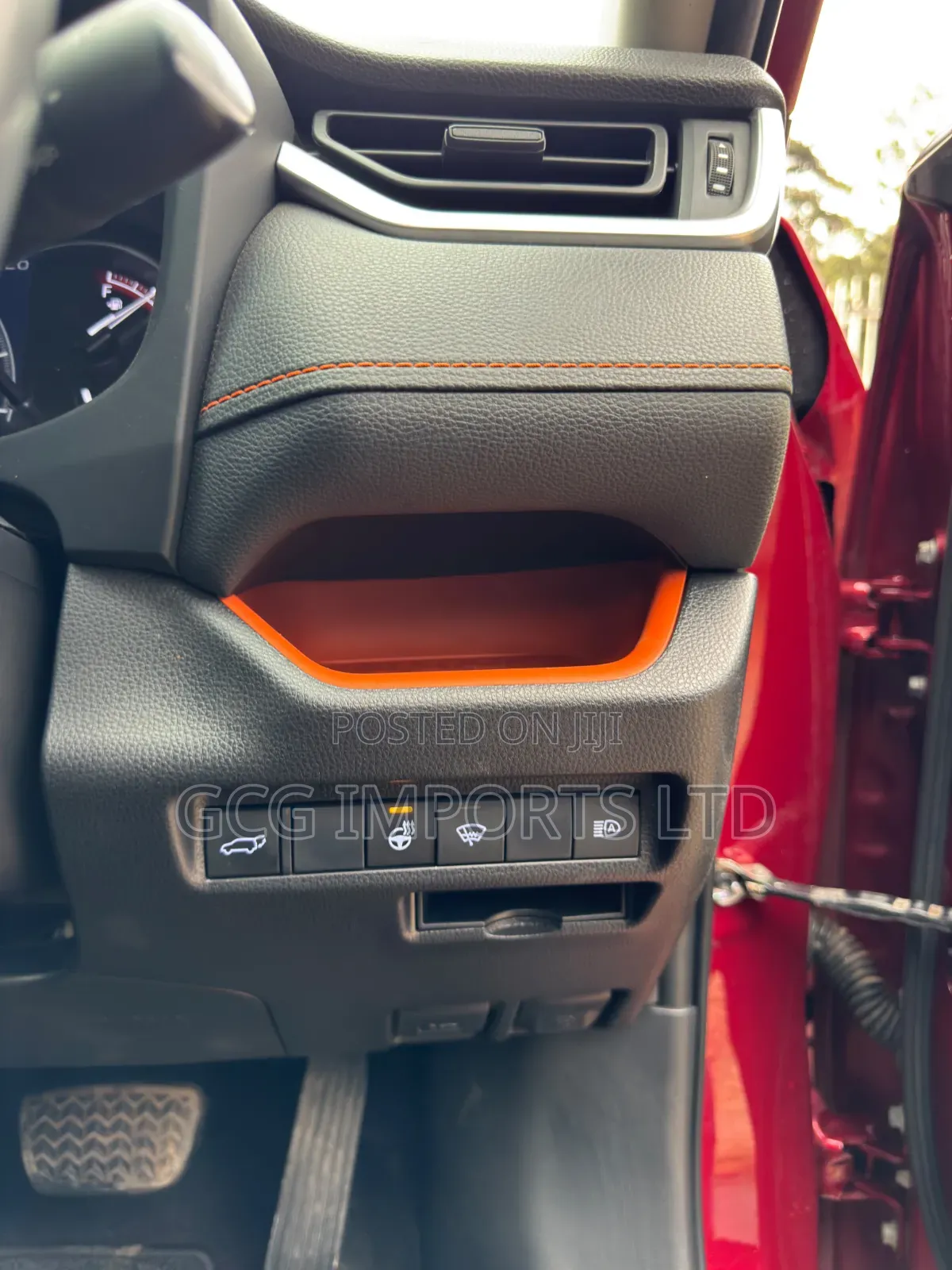 Toyota RAV4 2020 Red