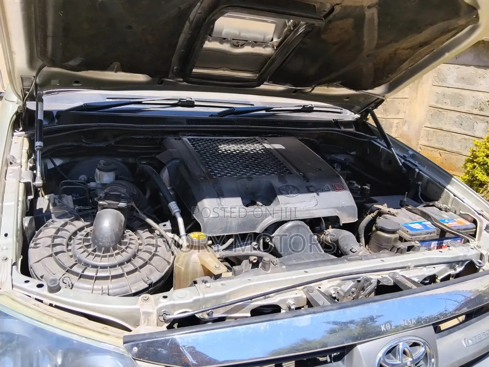Toyota Fortuner 2005 Gray