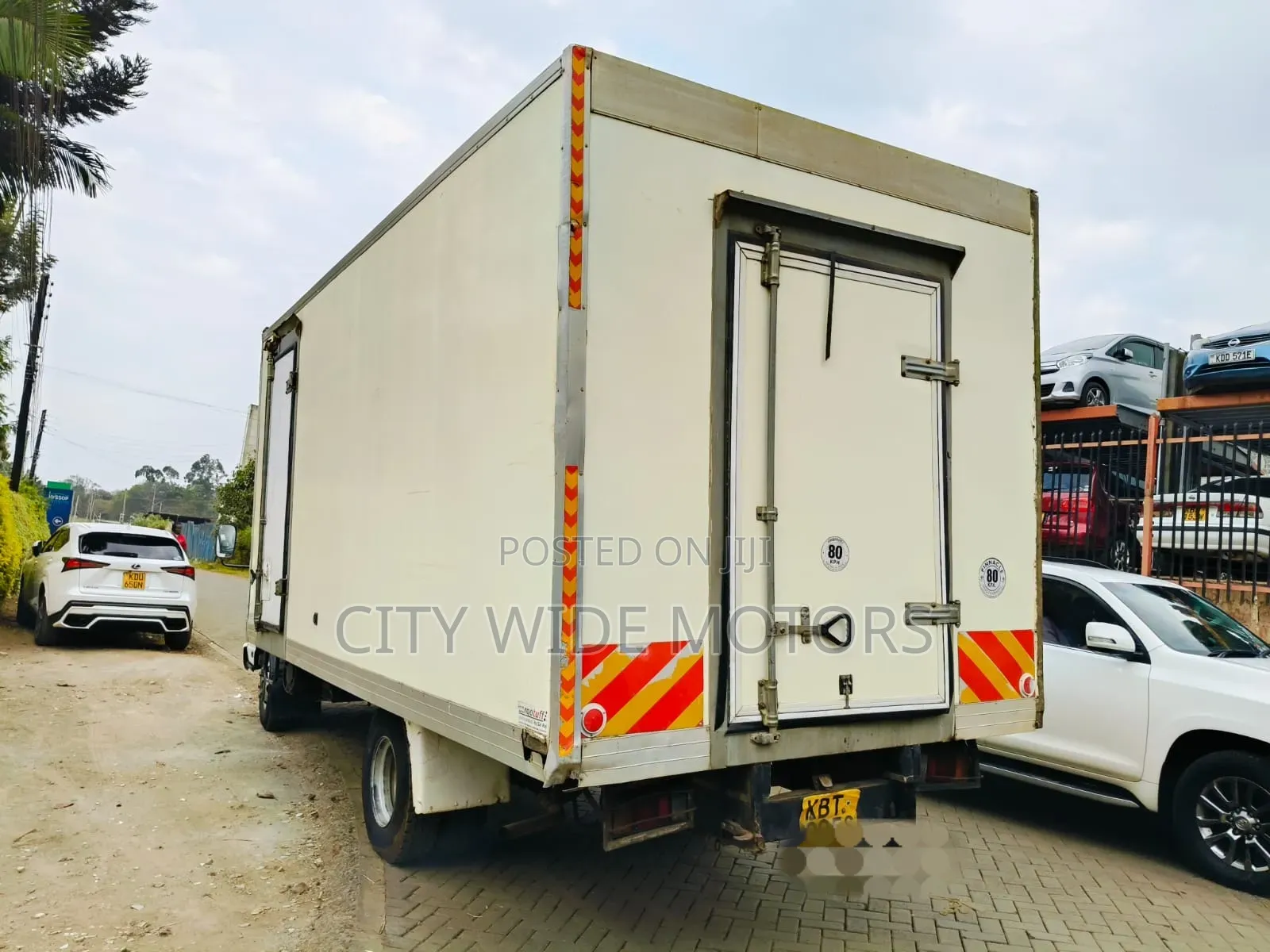 Isuzu NPR KBT