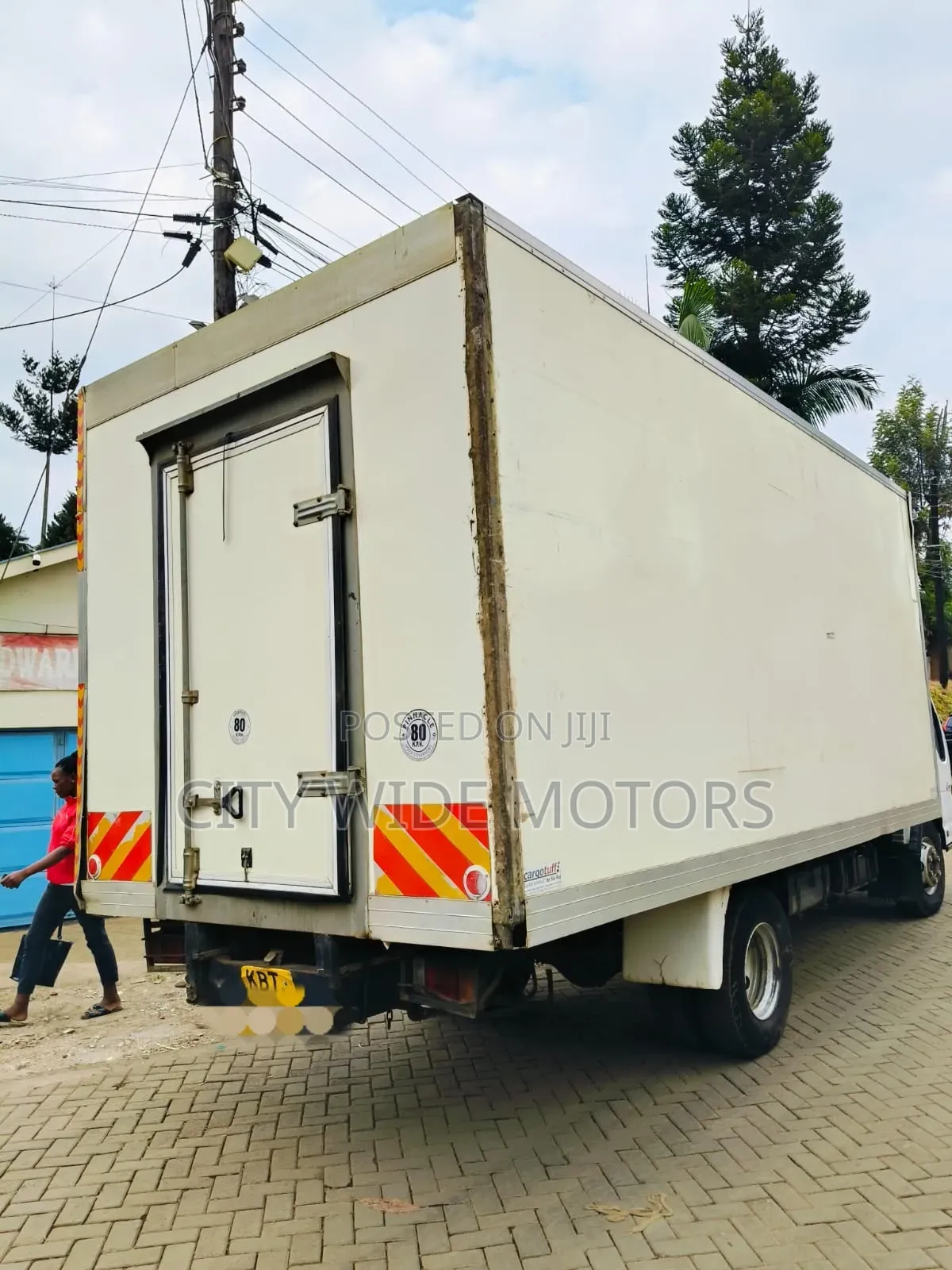 Isuzu NPR KBT