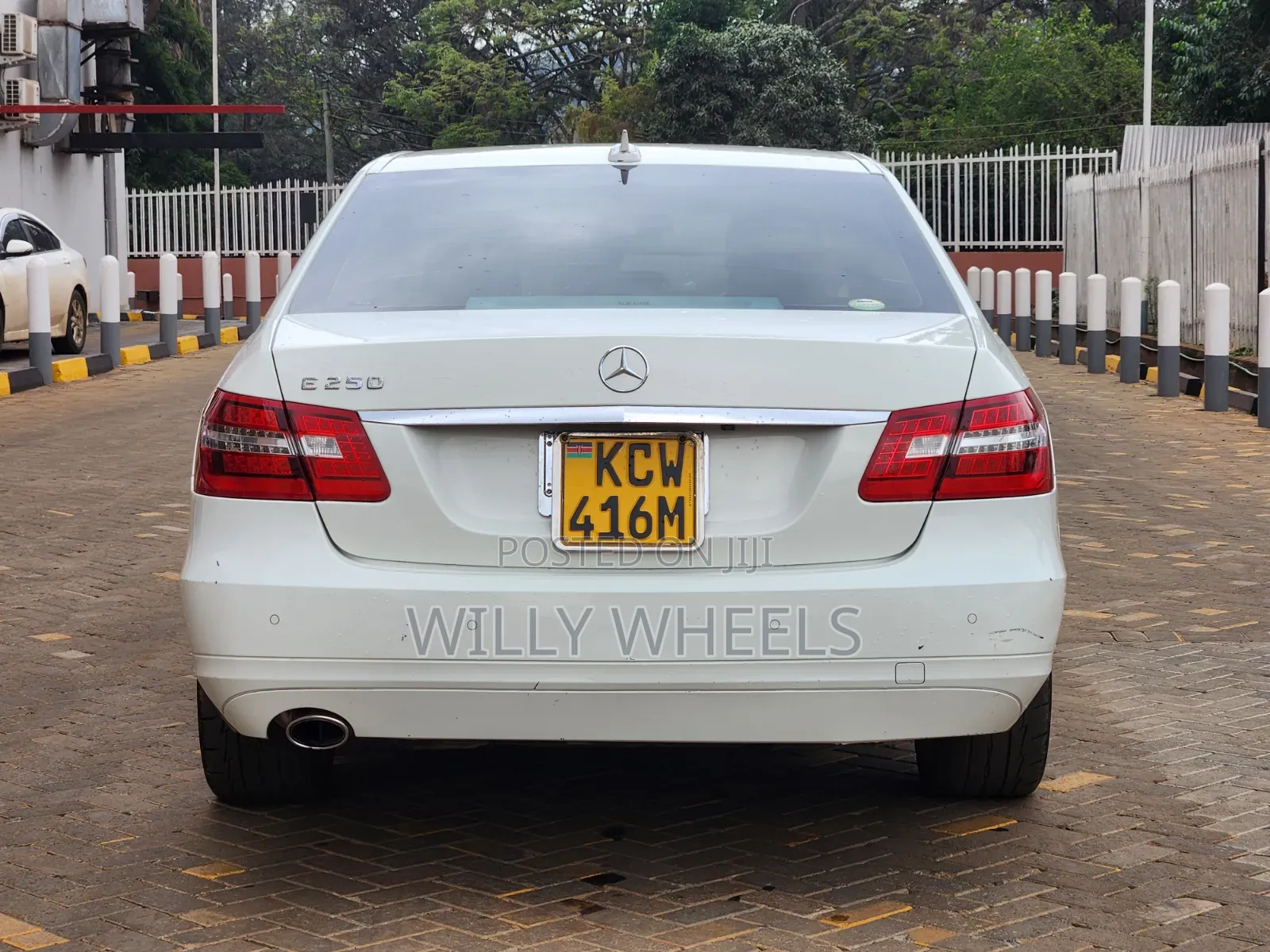 Mercedes-Benz E250 2012 White