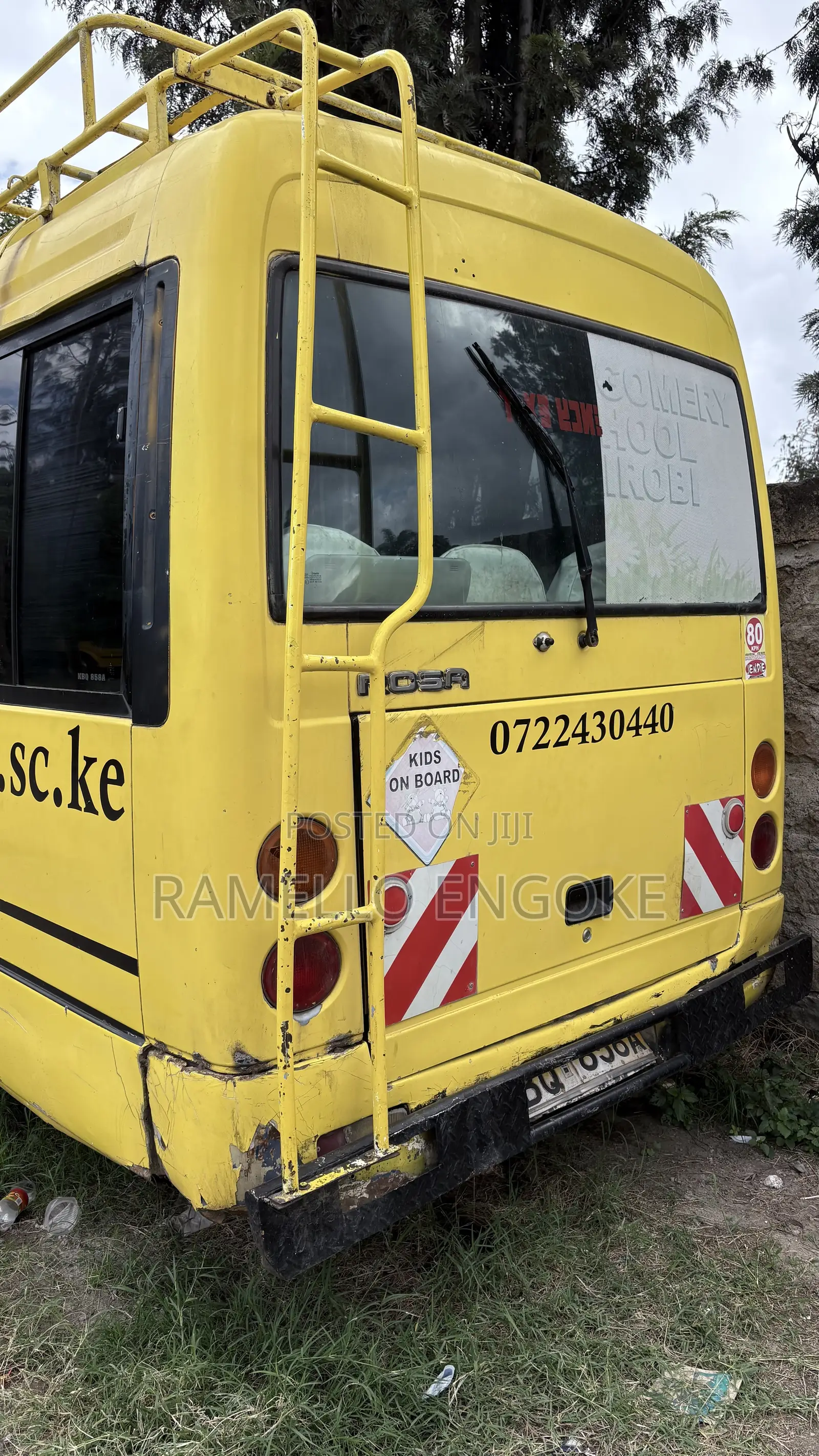 Mitsubishi Fuso Rosa 2005 Yellow