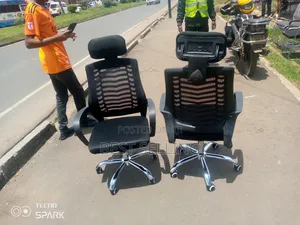 Modern Mesh Chair With Headrest Support