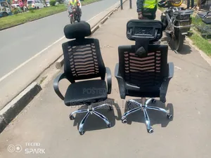 Modern Mesh Chair With Headrest Support