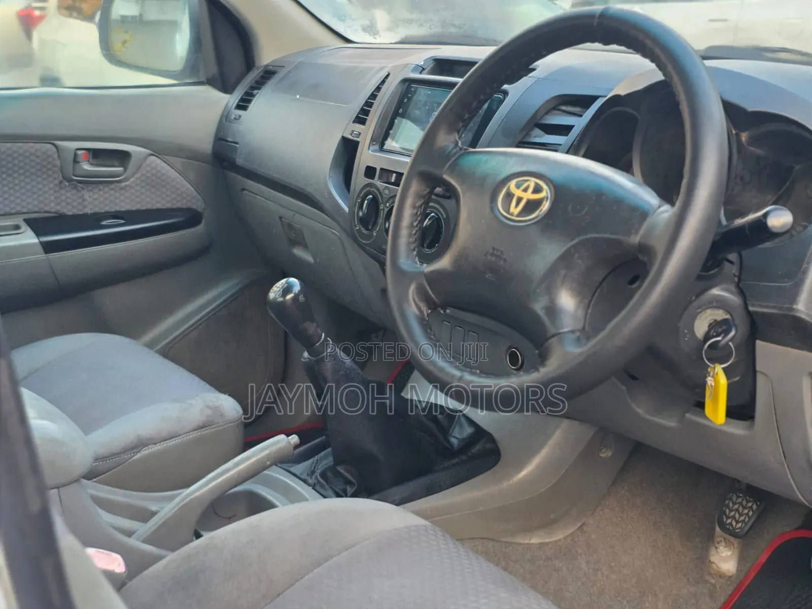 Toyota Hilux 2014 Pearl