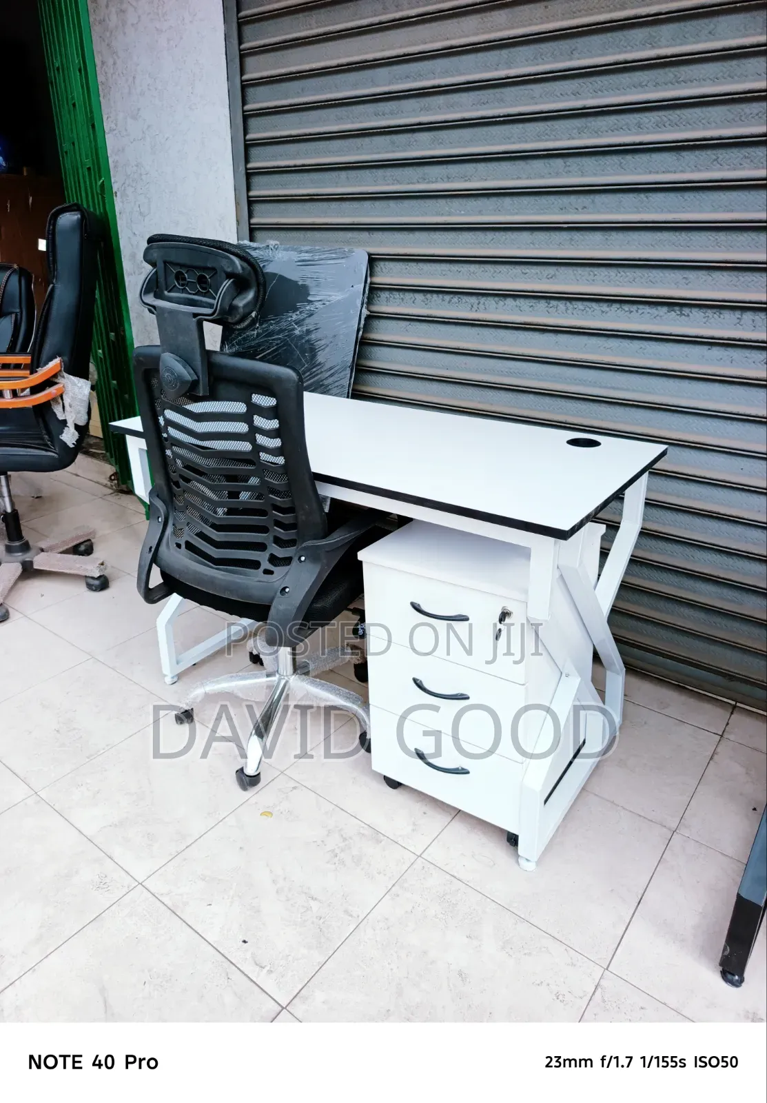 Study Table and a Chair +Mobile Pedestrial