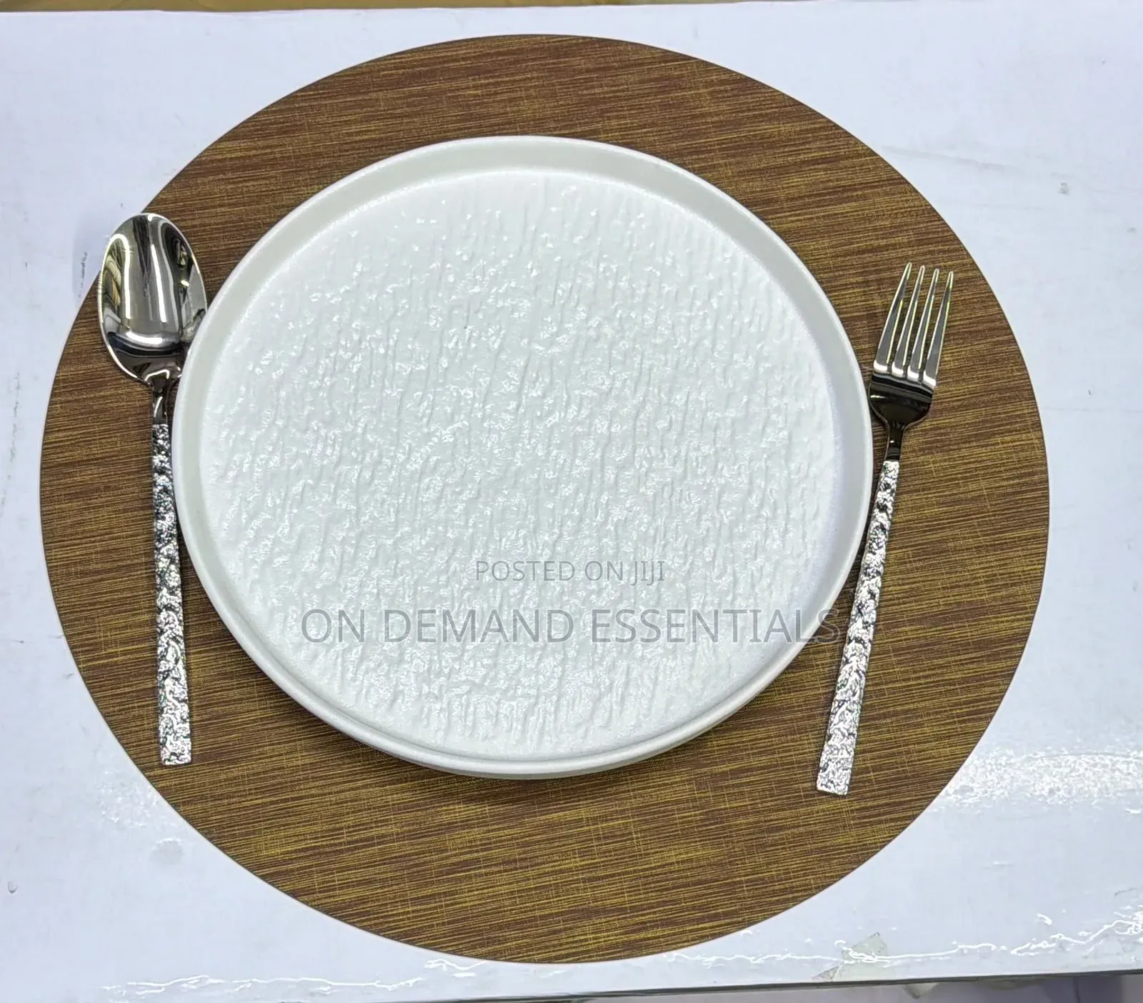 High Quality Metallic Bronze Effect Round Table Mats Price: 6pc