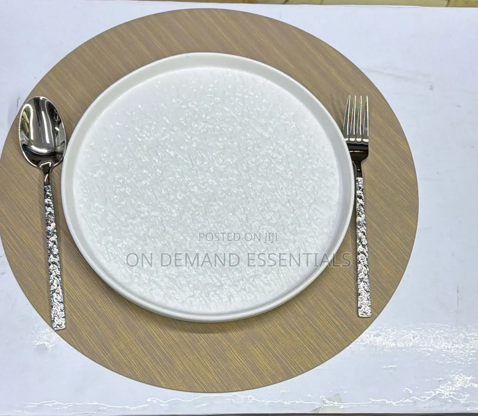High Quality Metallic Bronze Effect Round Table Mats Price: 6pc