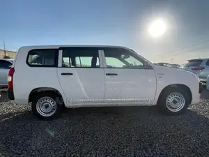 Daihatsu Rocky 2020