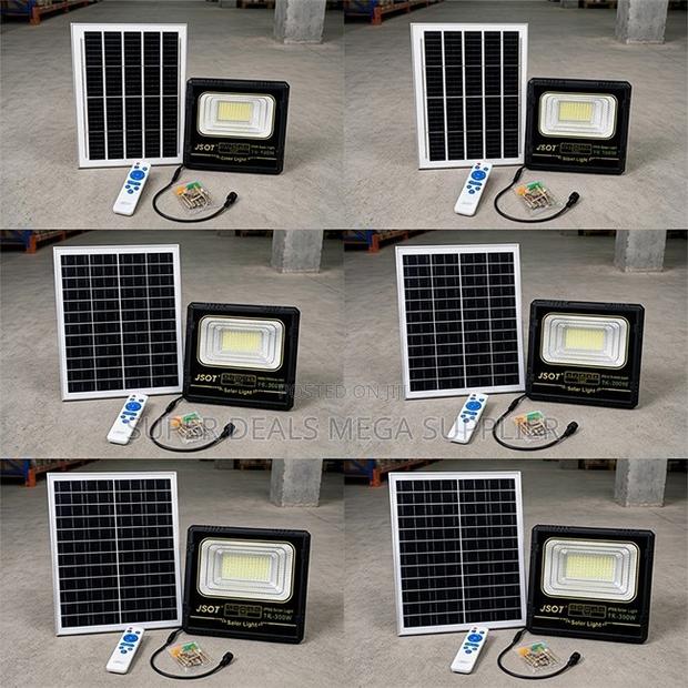 Ultra-Bright Waterproof 100W,200W,300W Watts Solar Flood Lights