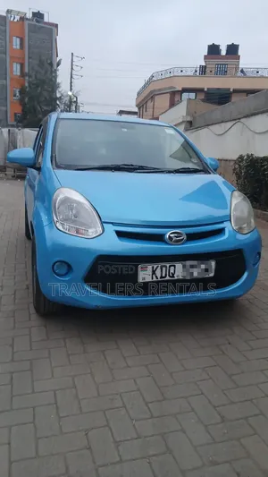Daihatsu Boon - Blue