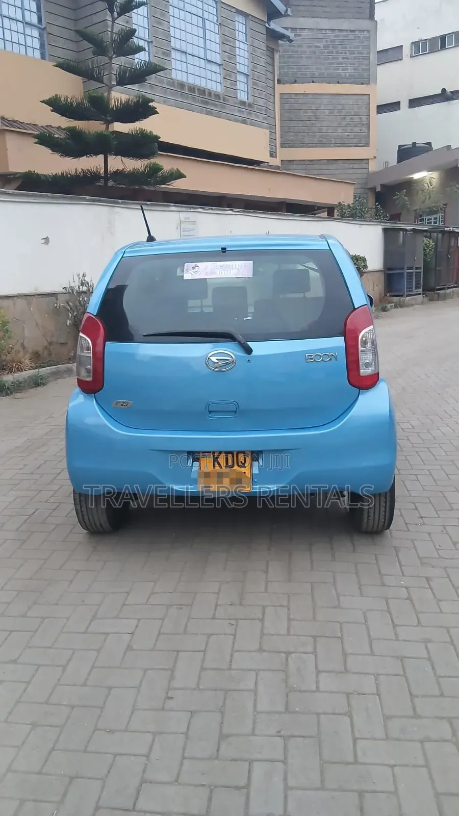 Daihatsu Boon - Blue