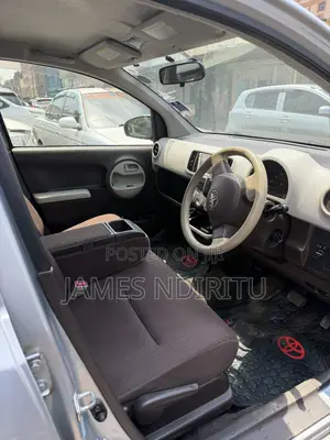 Toyota Passo 1.3 FWD 2012 Silver