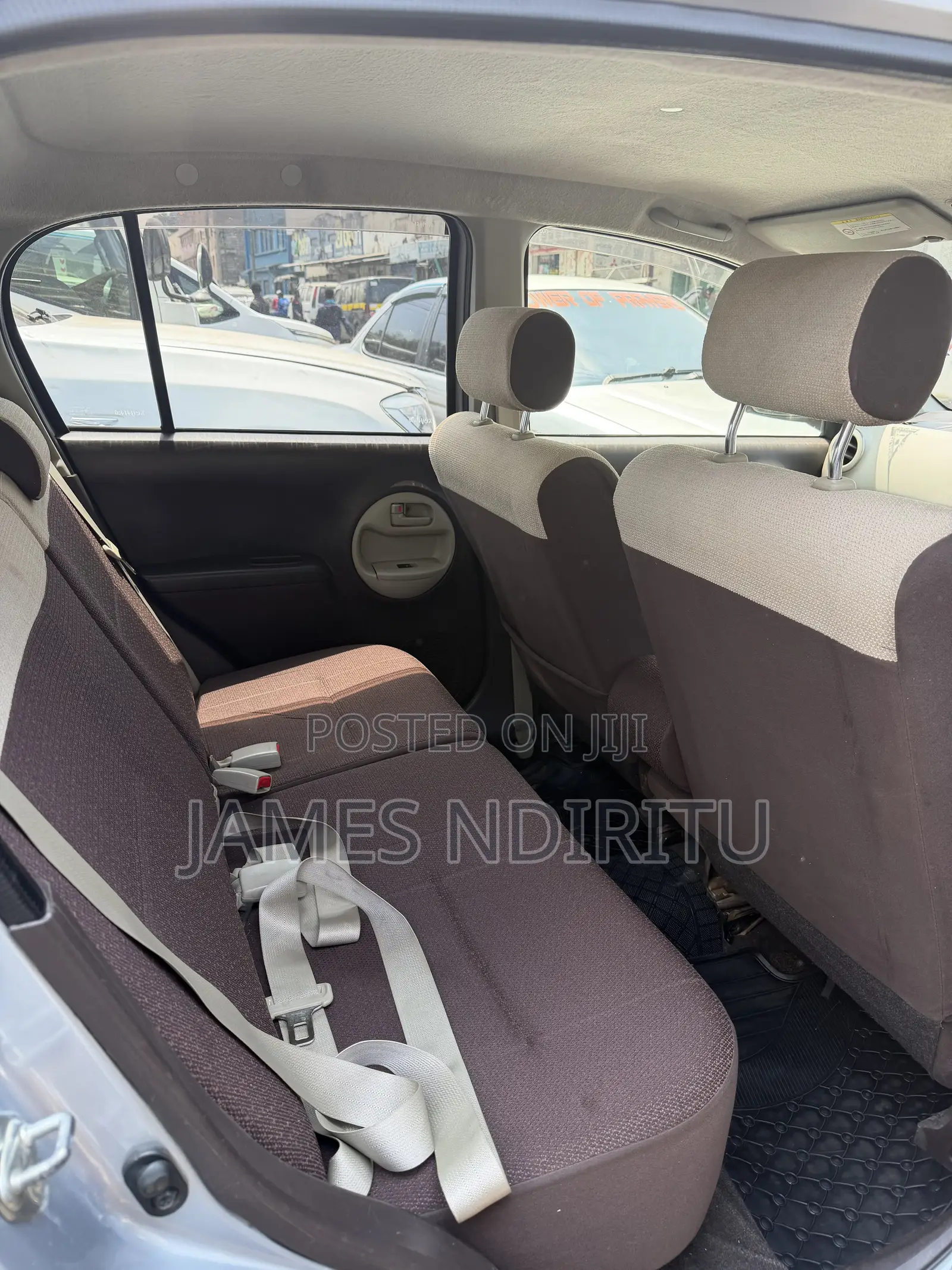 Toyota Passo 1.3 FWD 2012 Silver