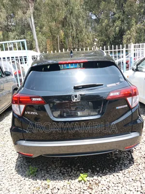 Honda Vezel 2018 Black