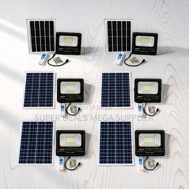 Super Bright Waterproof 100W,200W,300W Watts Solar Flood Lights