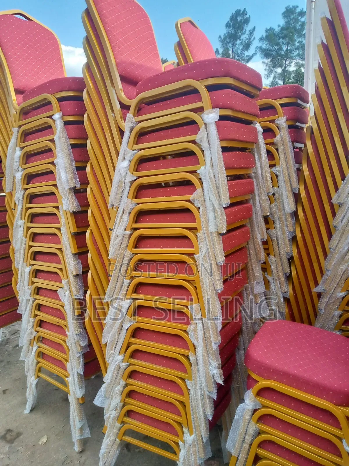 Affordable Stylish Events Conference Chairs Multiple Colors Stackable