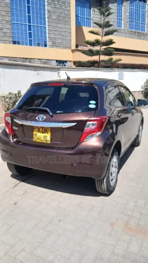 Toyota Vitz - Brown
