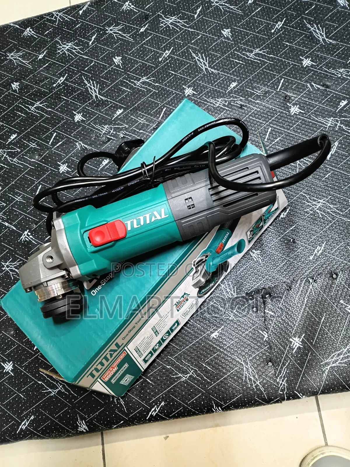 Angle Grinder 900w Total
