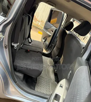 Toyota Ractis 2010 Gray