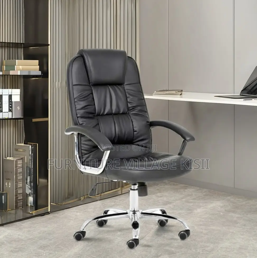 Office Chair: Black Leather Executive Seat