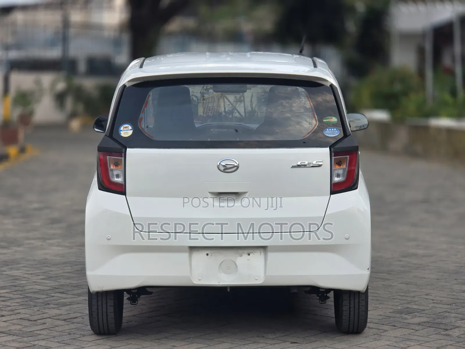 Daihatsu Mira 2019 White