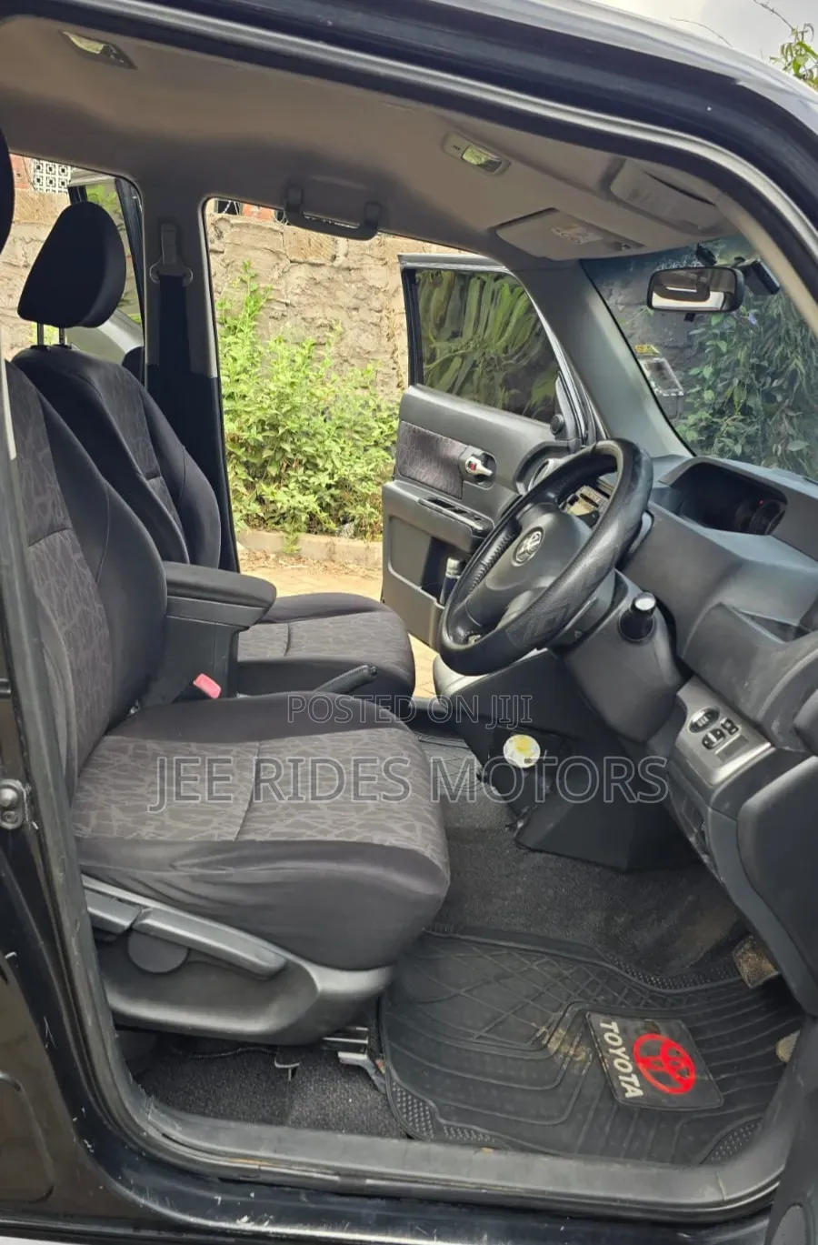 Toyota Corolla Rumion 2014 Matt Black