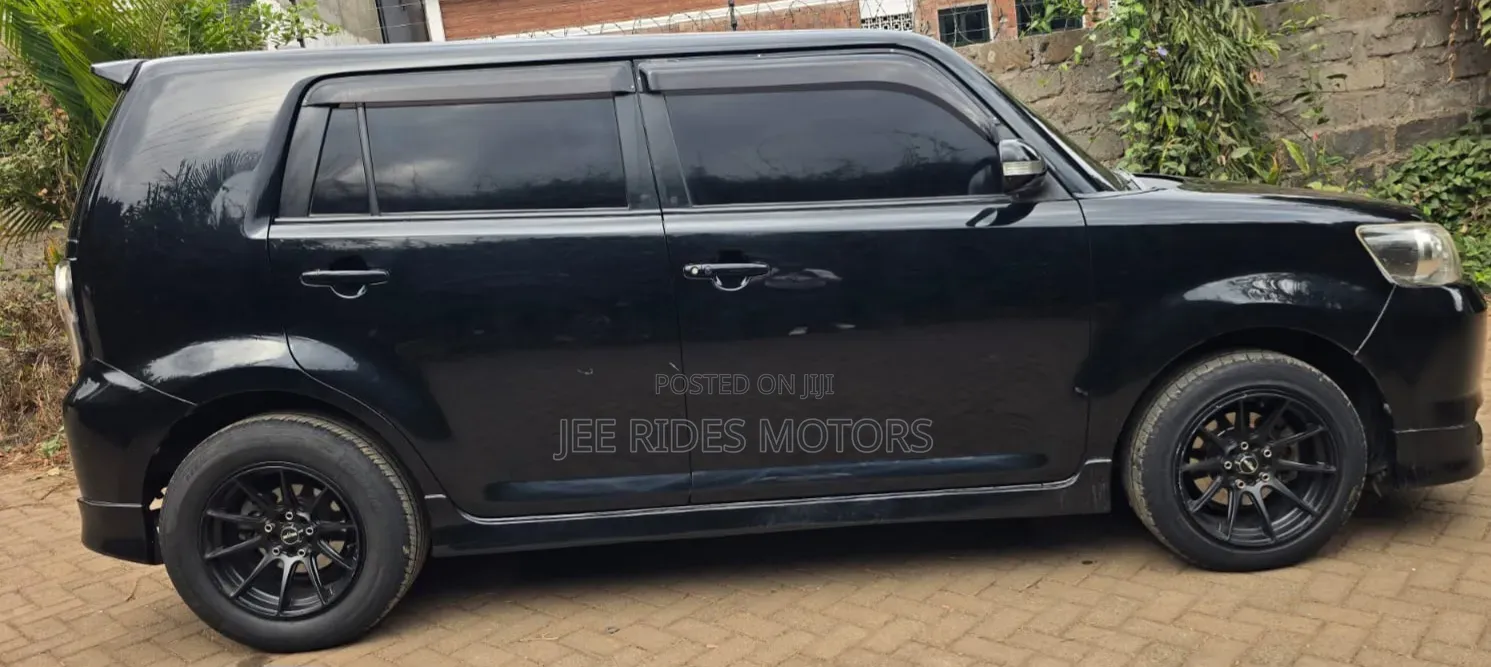 Toyota Corolla Rumion 2014 Matt Black