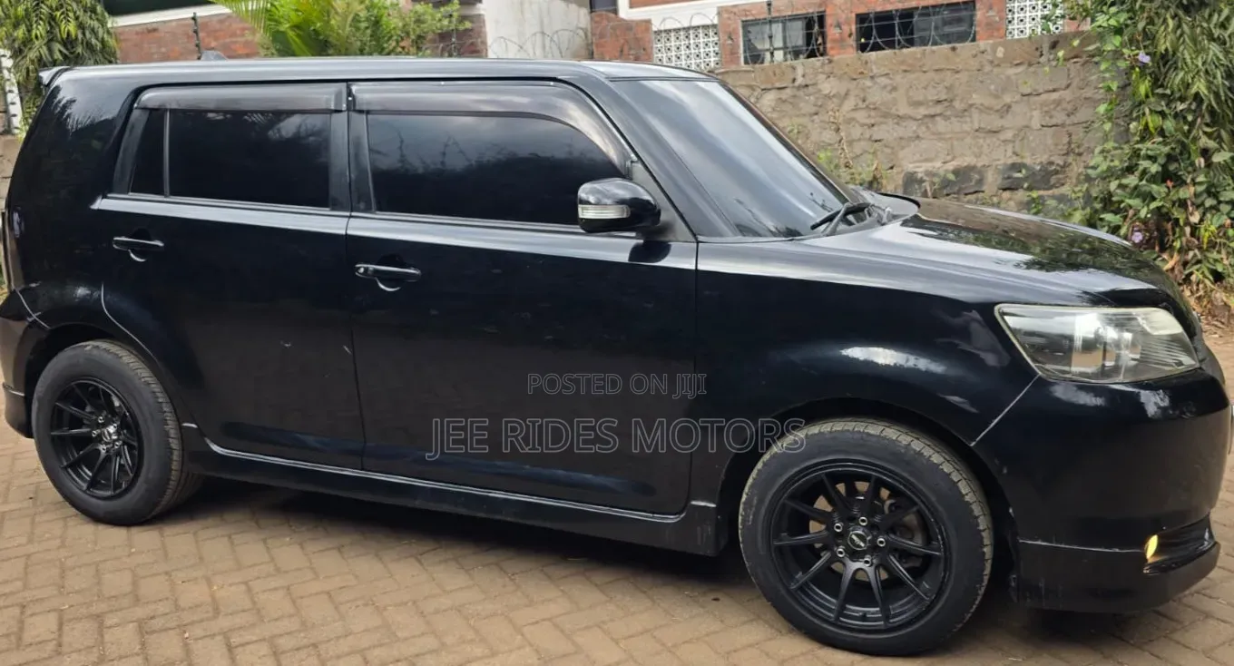 Toyota Corolla Rumion 2014 Matt Black