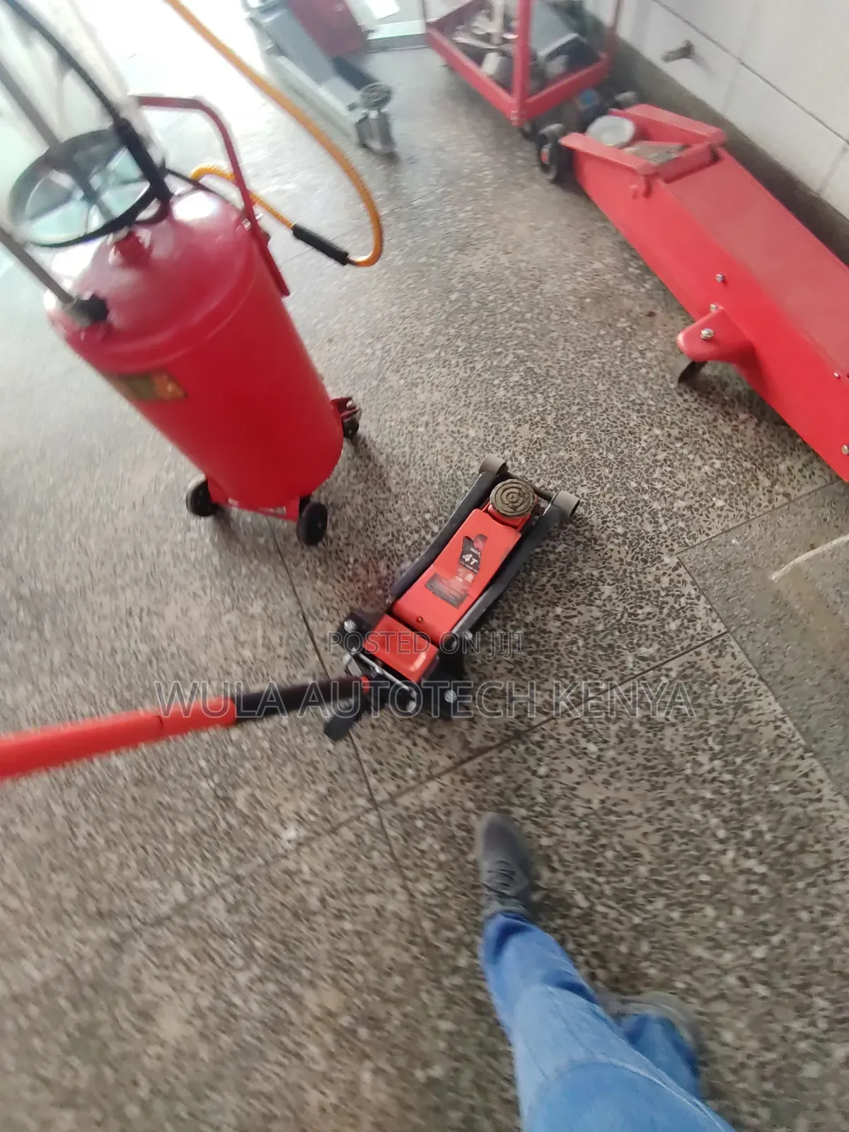 Safety Overload Valve Heavy Duty 4tns Trolley Jack Machine Sunshine