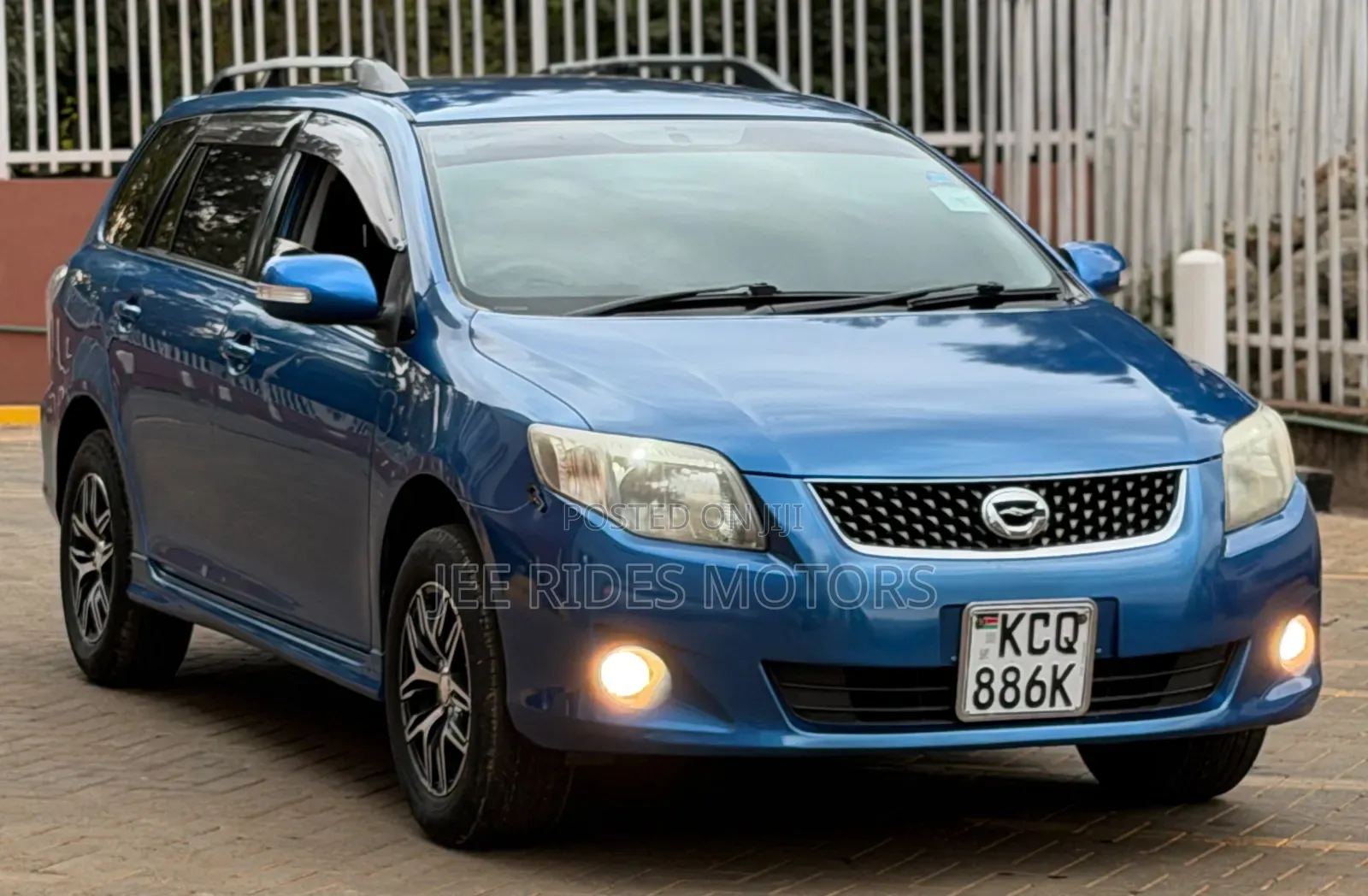 Toyota Corolla Fielder 2011 Blue