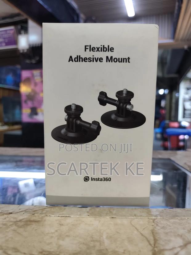 Insta360 Flexible Adhesive Mount - main view