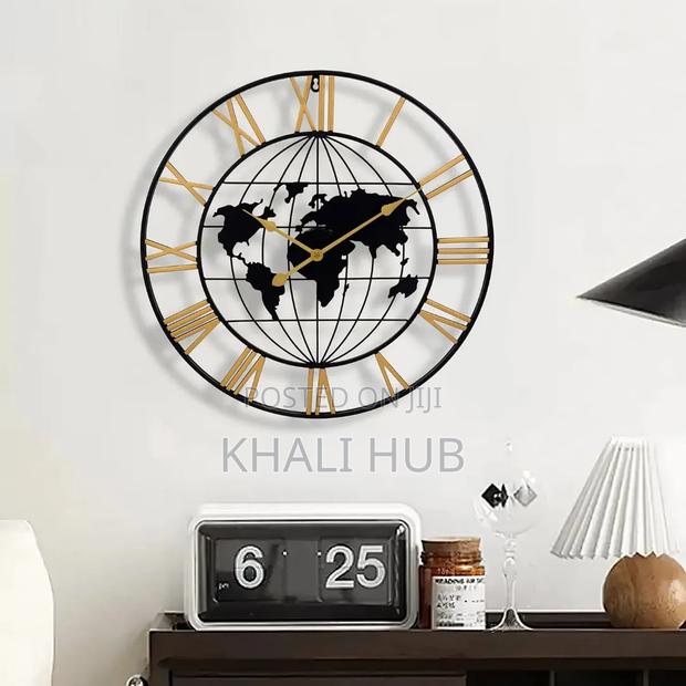 Modern World Map Metal Clock - thumbnail 2