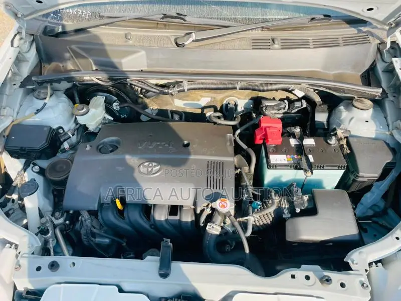 Toyota Succeed 2019