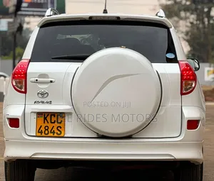 Toyota RAV4 2008 Off white